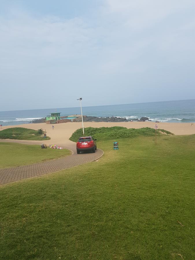 Beach Frond Apartment Amanzimtoti Exterior photo